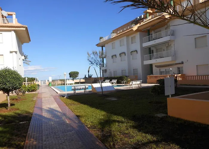 Talima Marinas 1-serviden